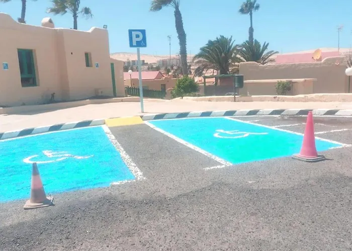 Casa Helena Feriehus *